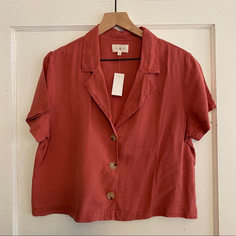 NWT Lou & Grey Notch Collar Crop Shirt